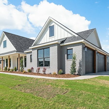 Custom Home Claremore, OK Greyson Corner 0