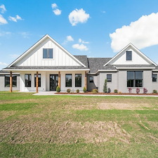 Custom Home Claremore, OK Greyson Corner 1