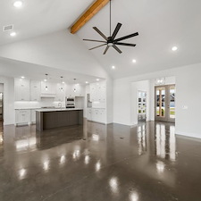 Custom Home Claremore, OK Greyson Corner 9